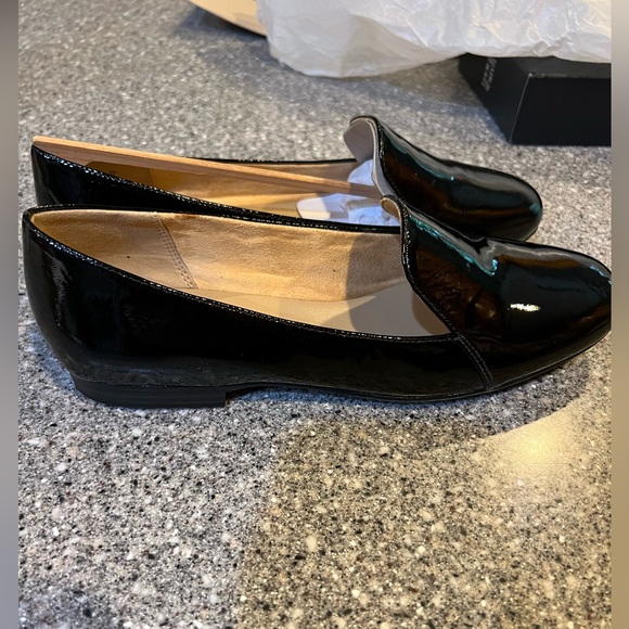 Naturalizer women’s loafers-EMILINE, BLACK PATENT Size 8W - Picture 2 of 8
